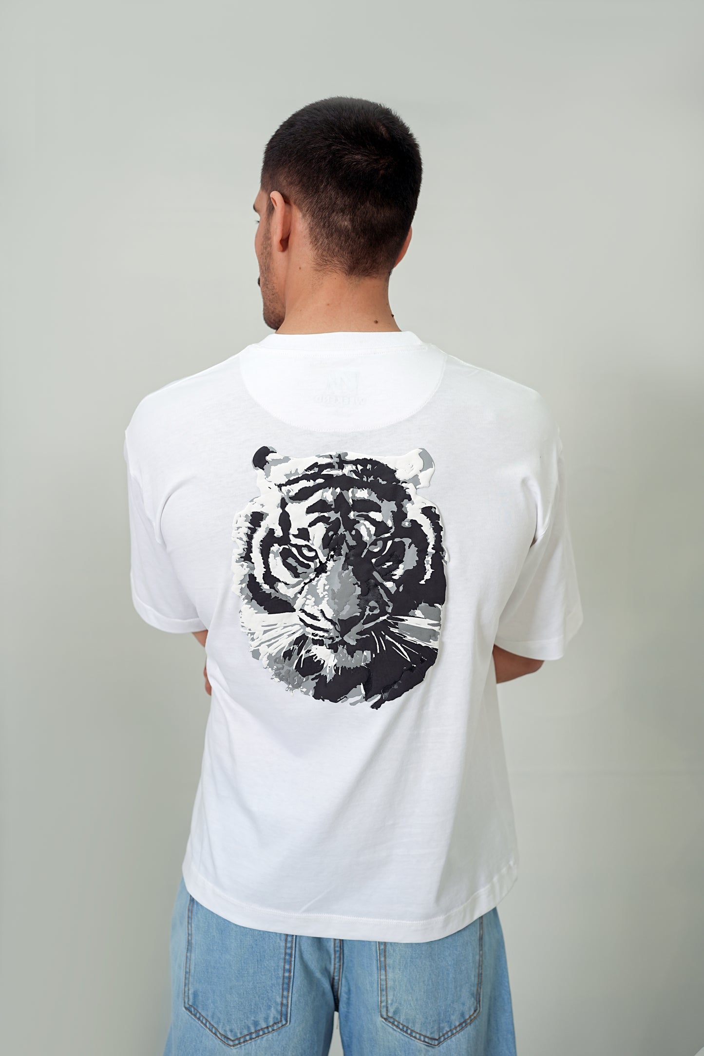 Men's Off-White "Camo Tiger" Heavyweight Streetwear Tee – Relaxed Fit