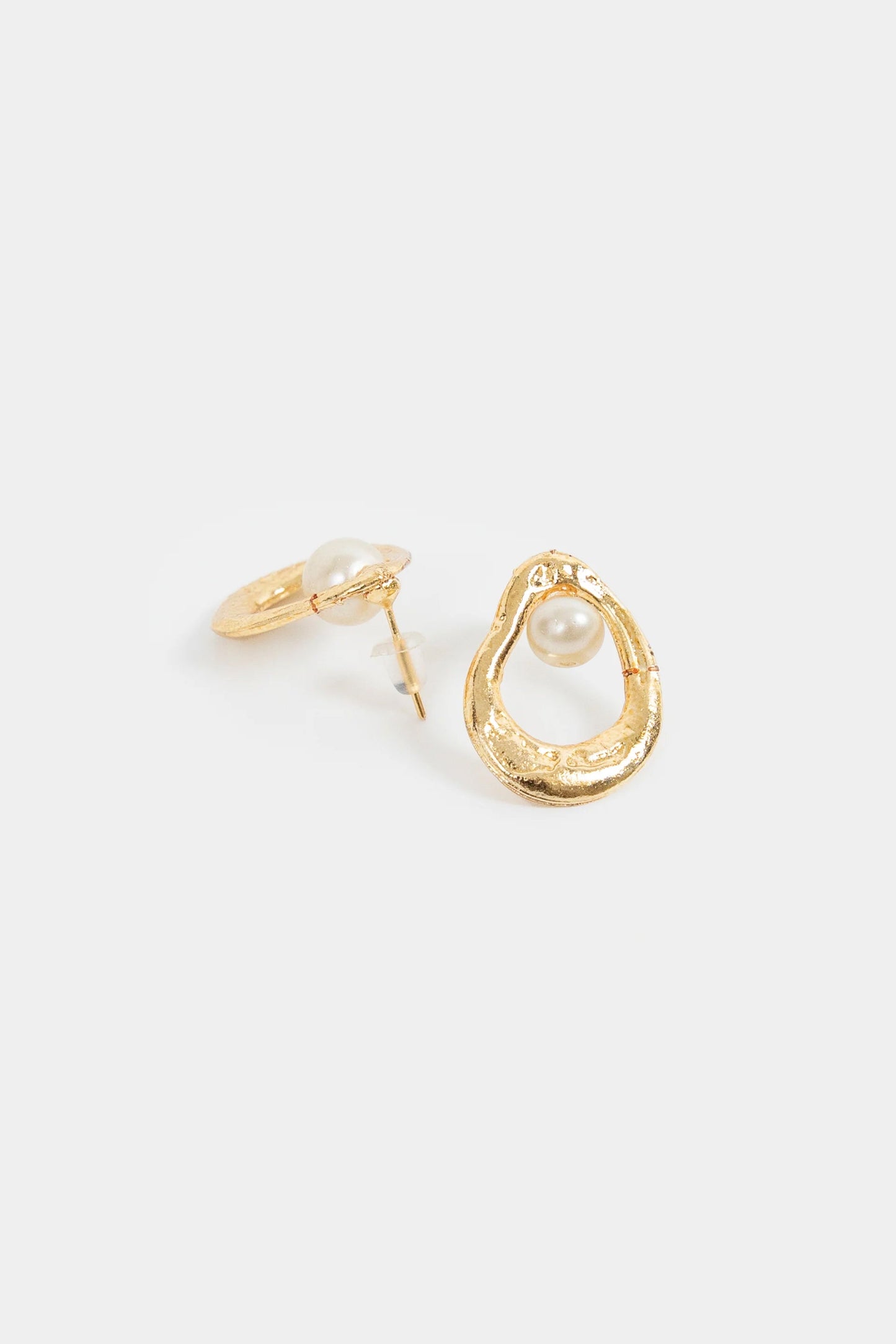 Oval Hoop Pearl Earrings