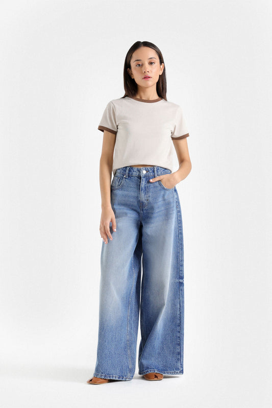 Super Wide Leg Jeans
