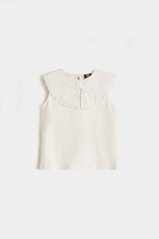 Embroidered Peter Pan Collar Top