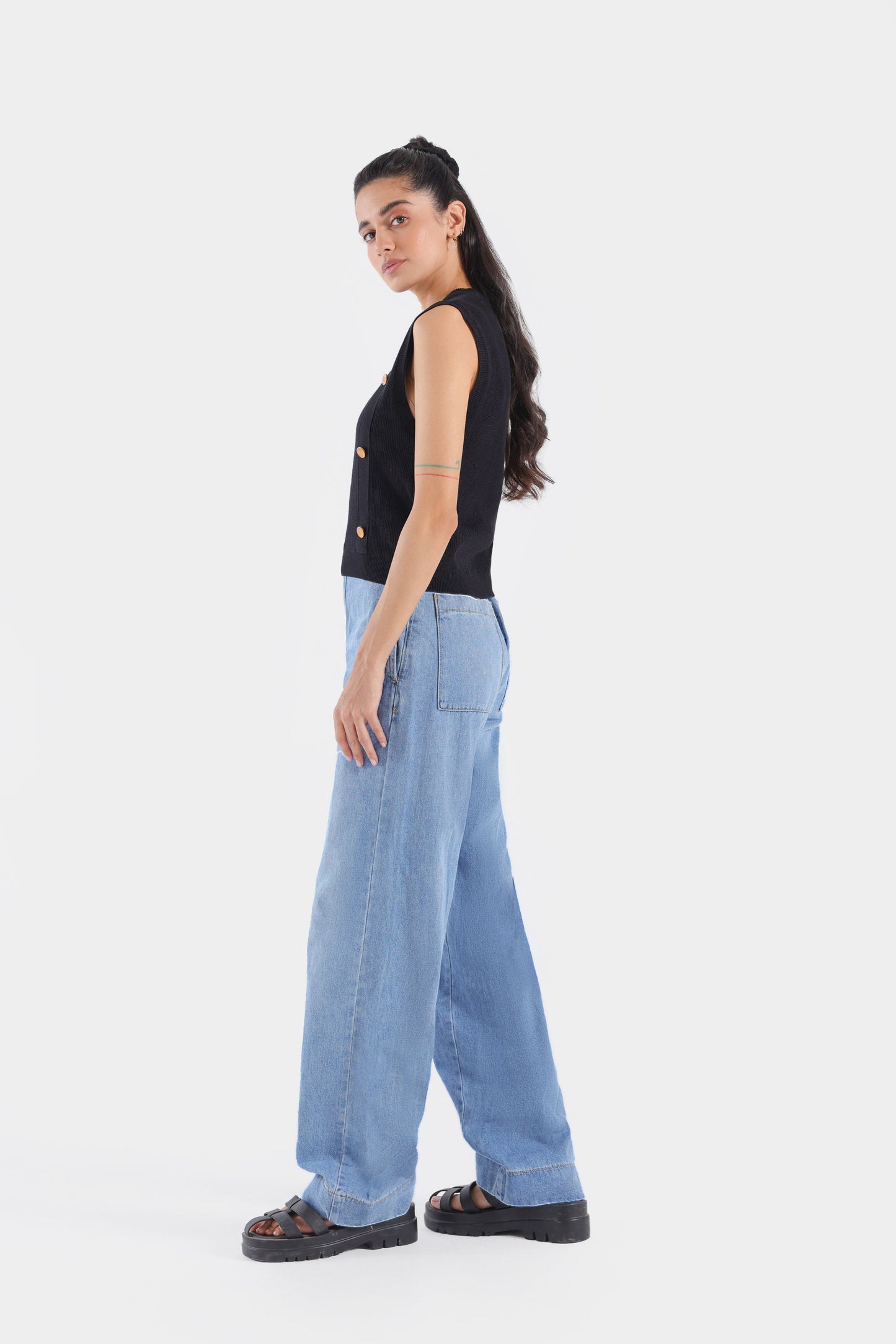 Super Cropped Tank T-Shirt With Buttons