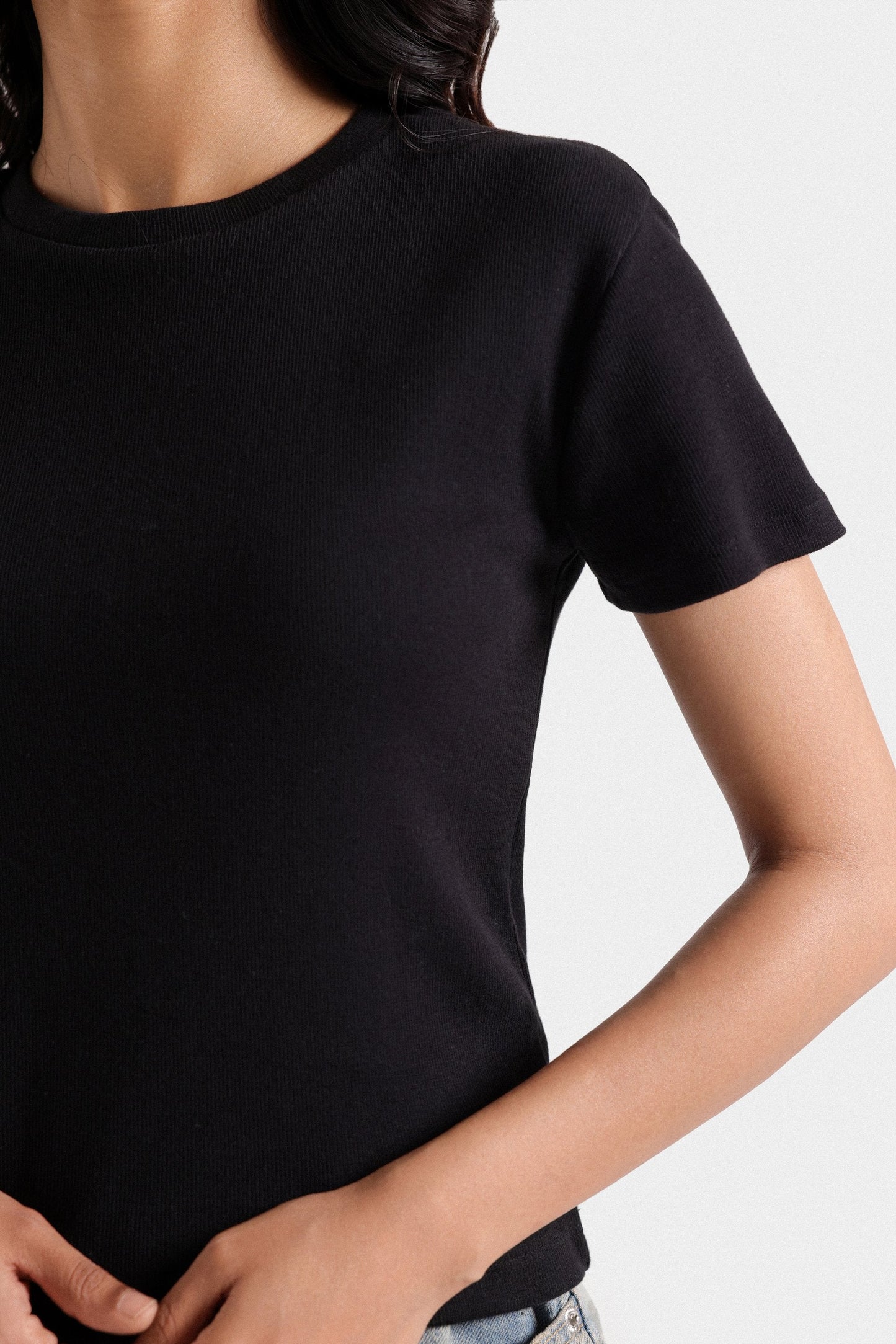 Basic Fitted T-Shirt