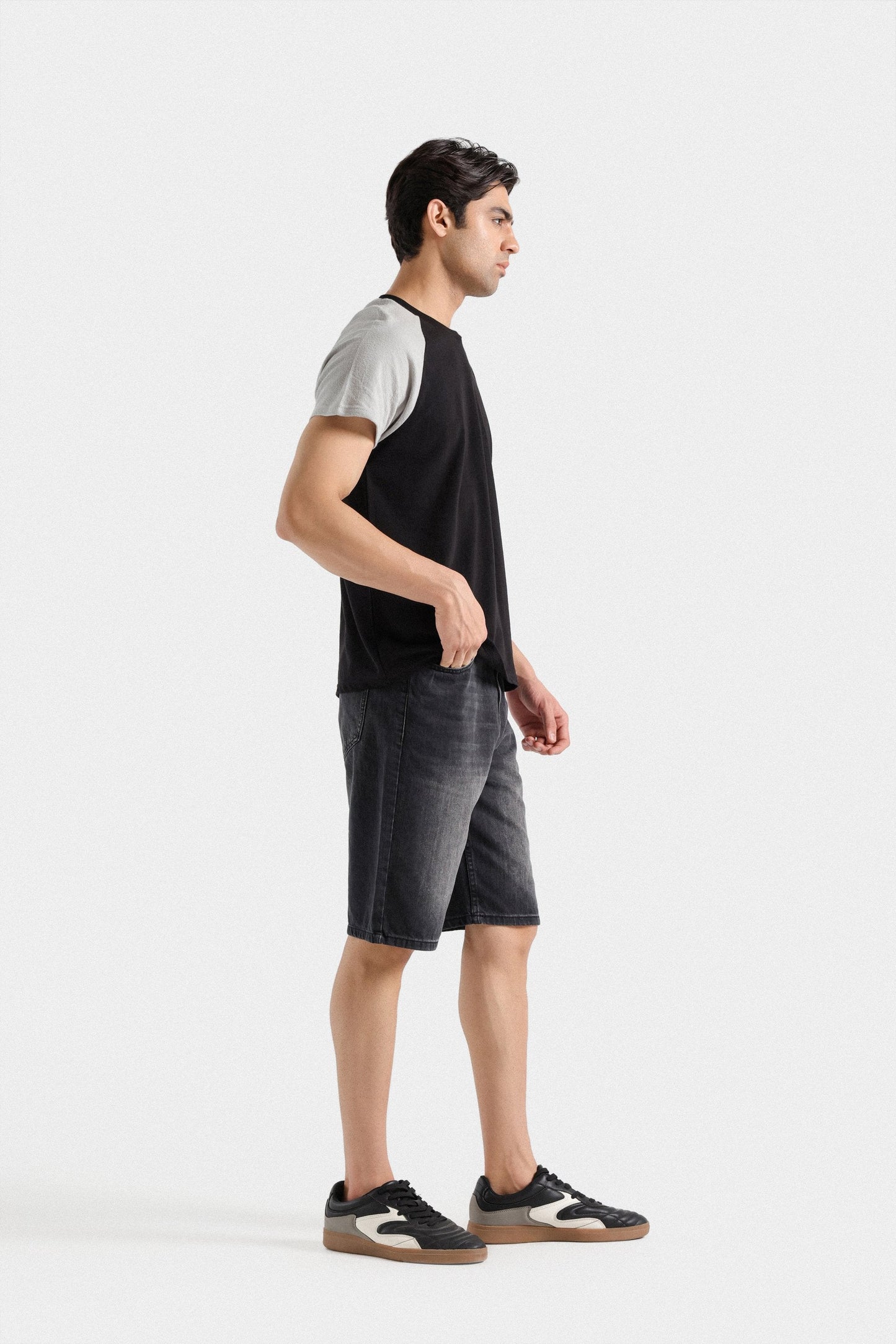 Color Block Raglan T-shirt